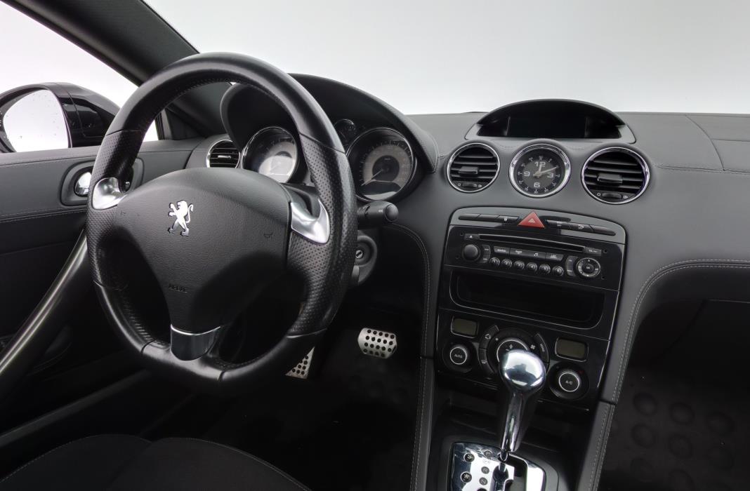 Peugeot RCZ 2011