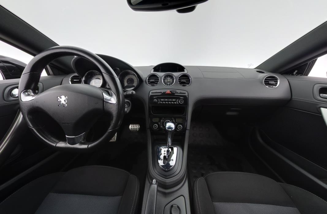 Peugeot RCZ 2011