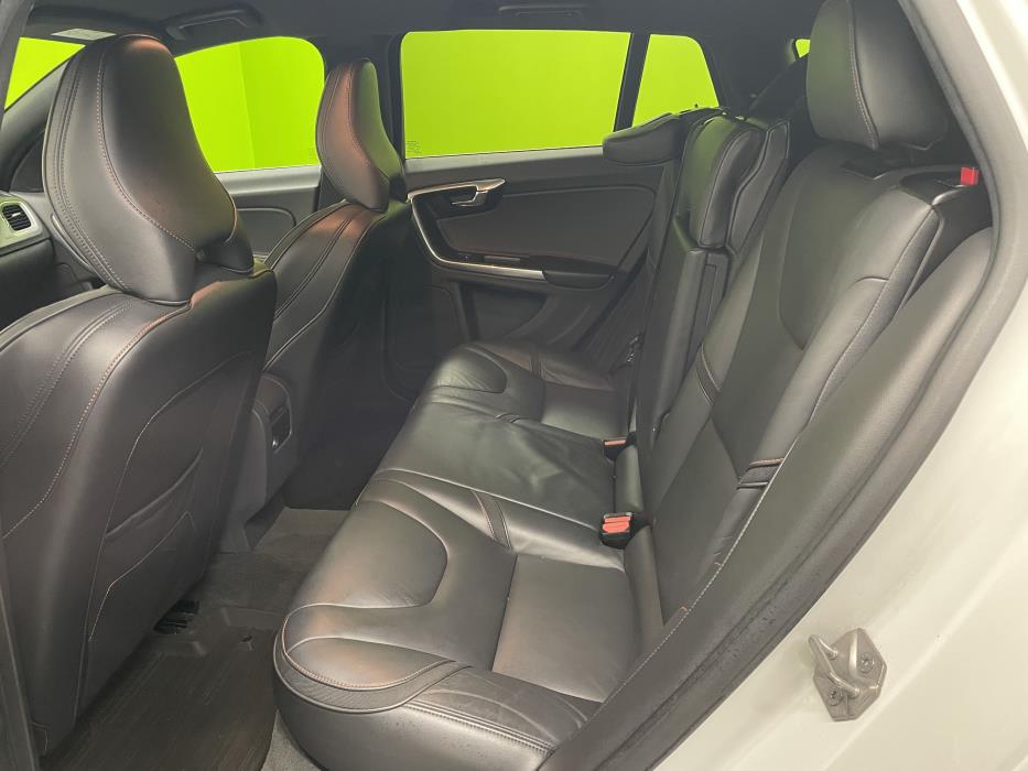 Volvo V60 2015