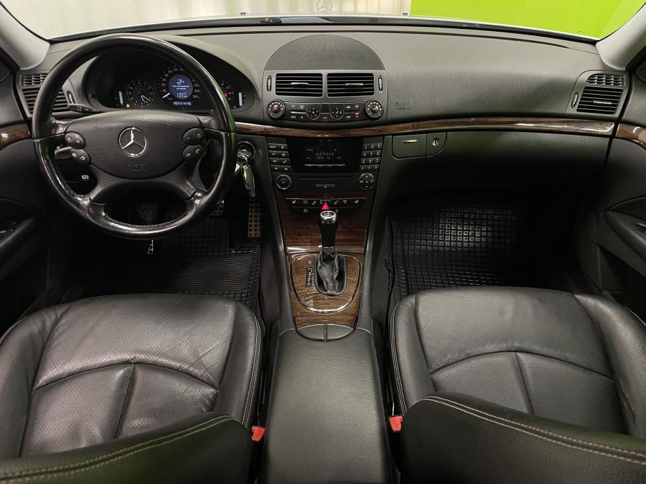 Mercedes-Benz E 2008