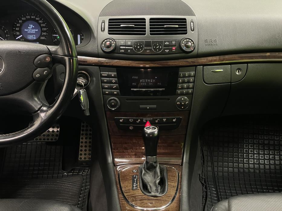 Mercedes-Benz E 2008