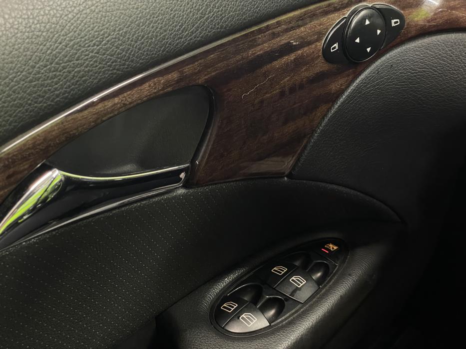 Mercedes-Benz E 2008