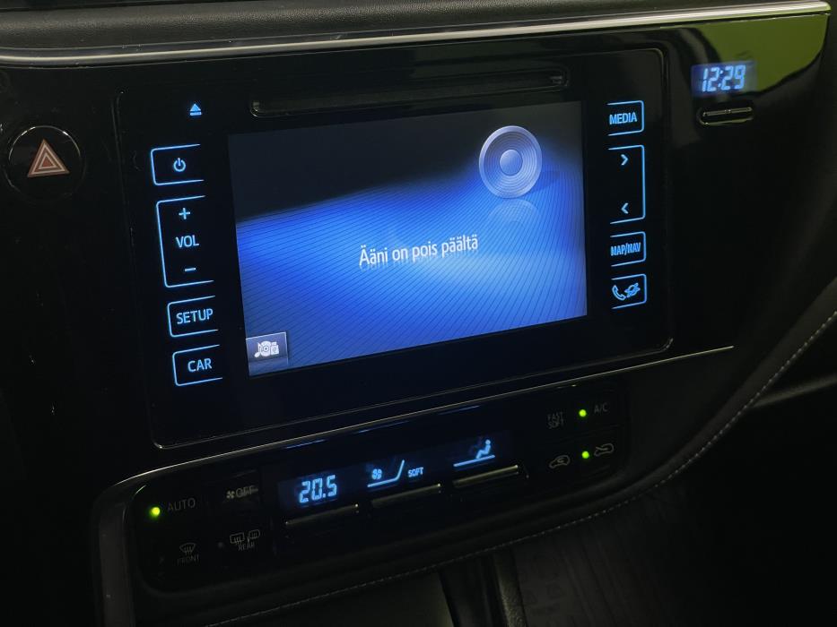 Toyota Auris 2016