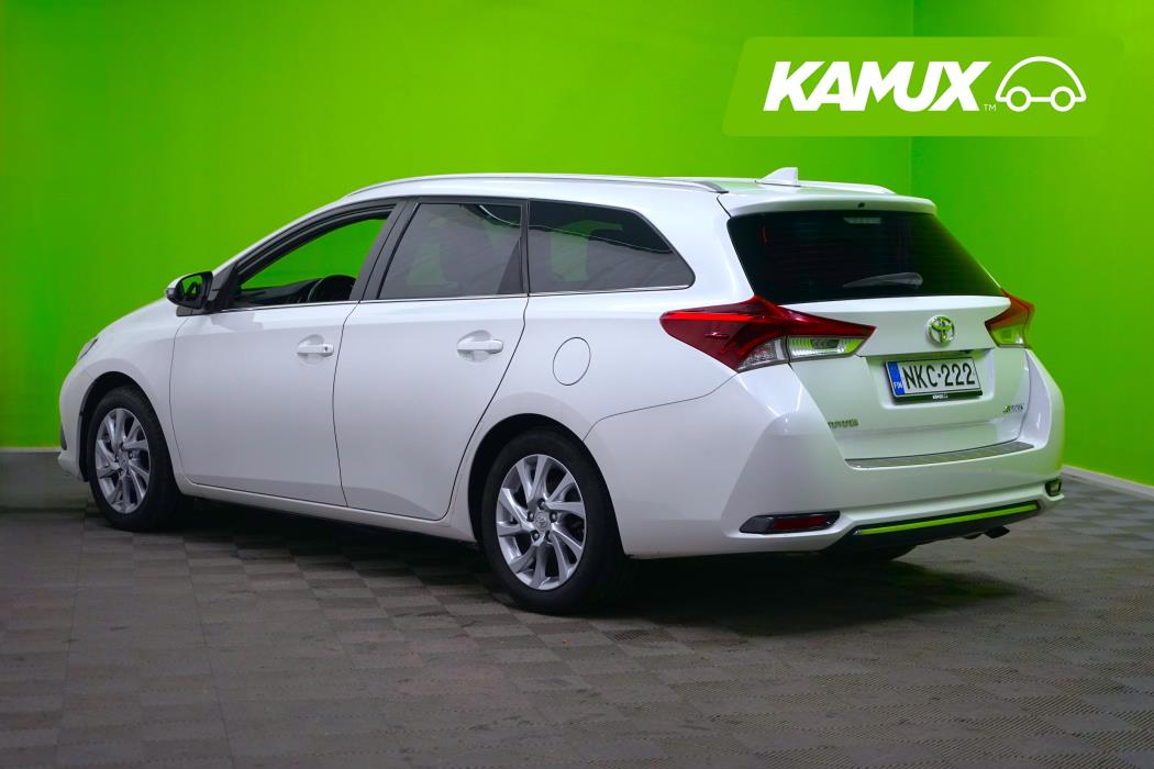 Toyota Auris 2016