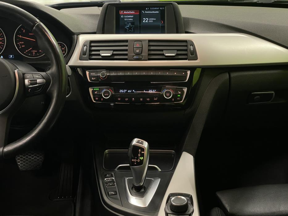 BMW 320 2018