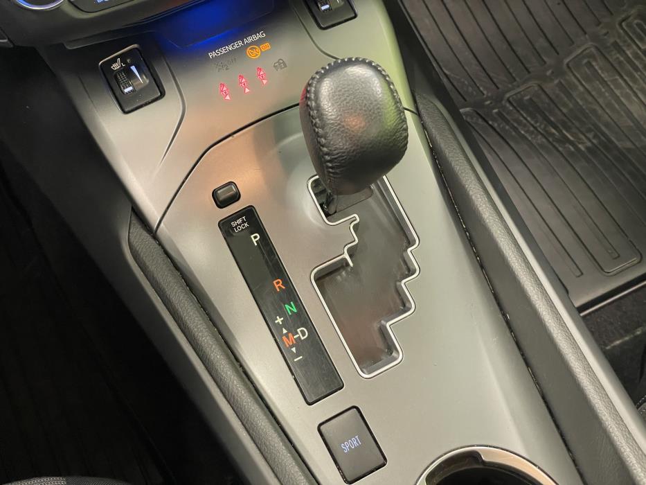 Toyota Avensis 2016