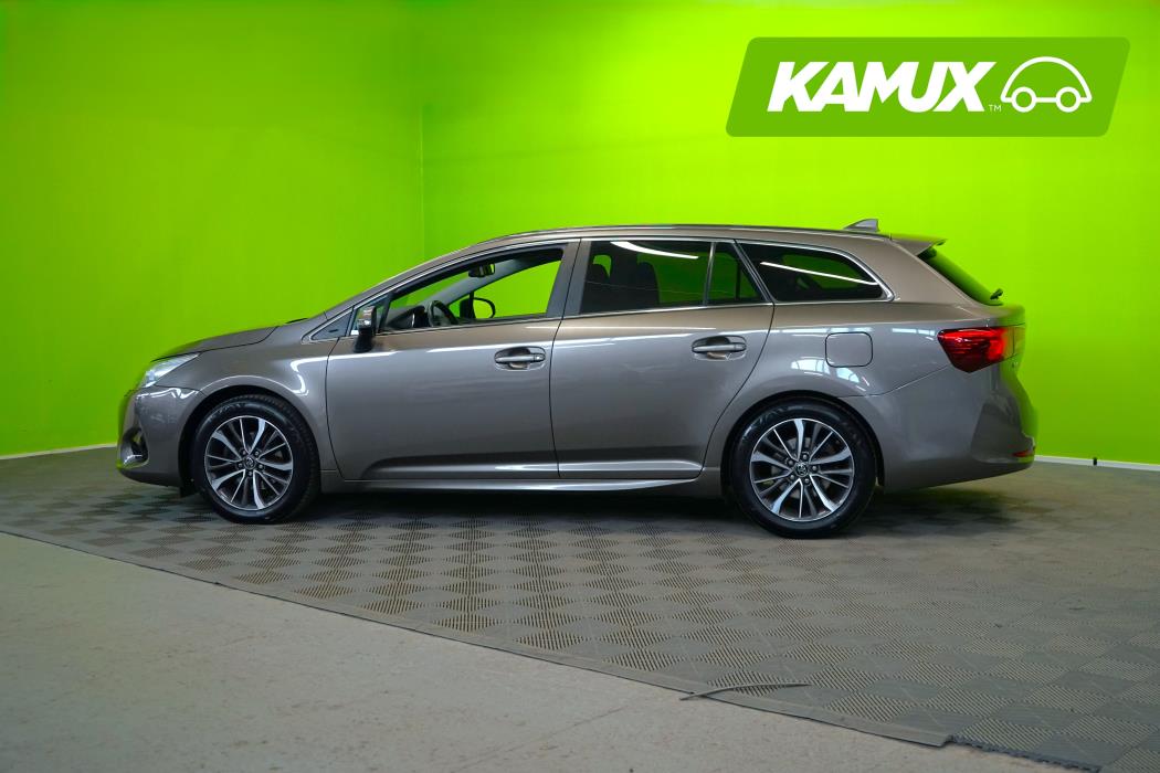 Toyota Avensis 2016