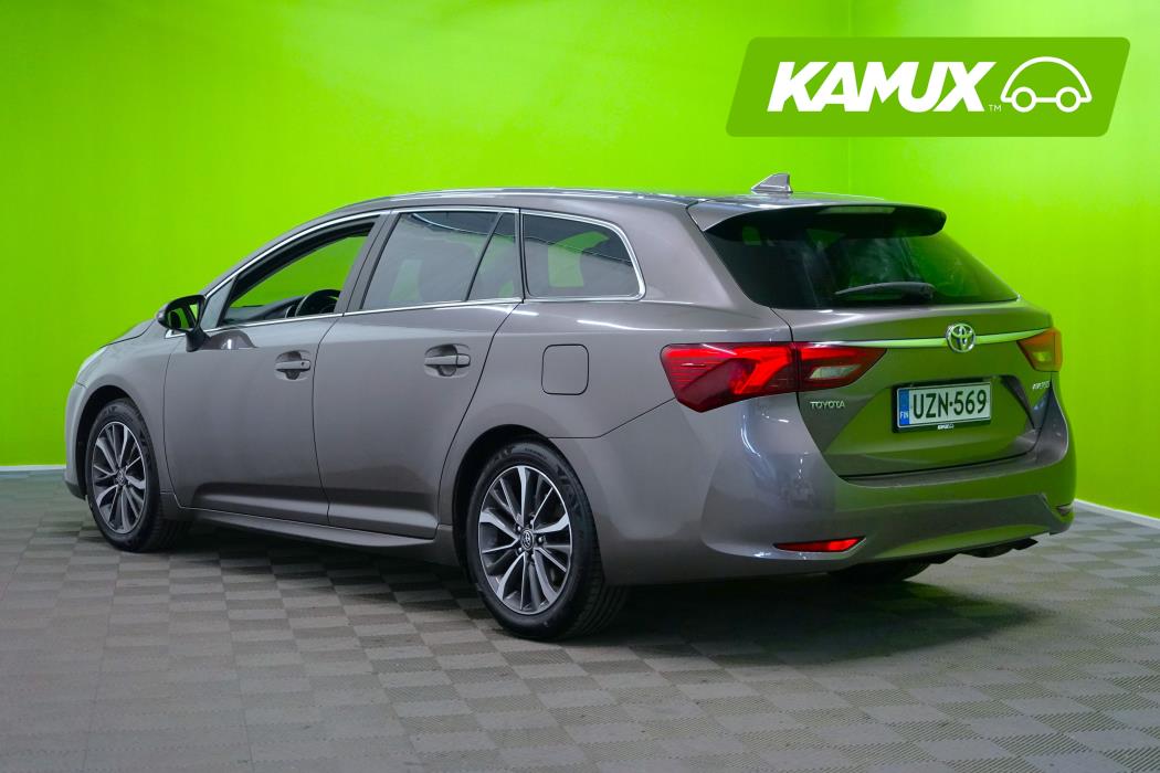 Toyota Avensis 2016