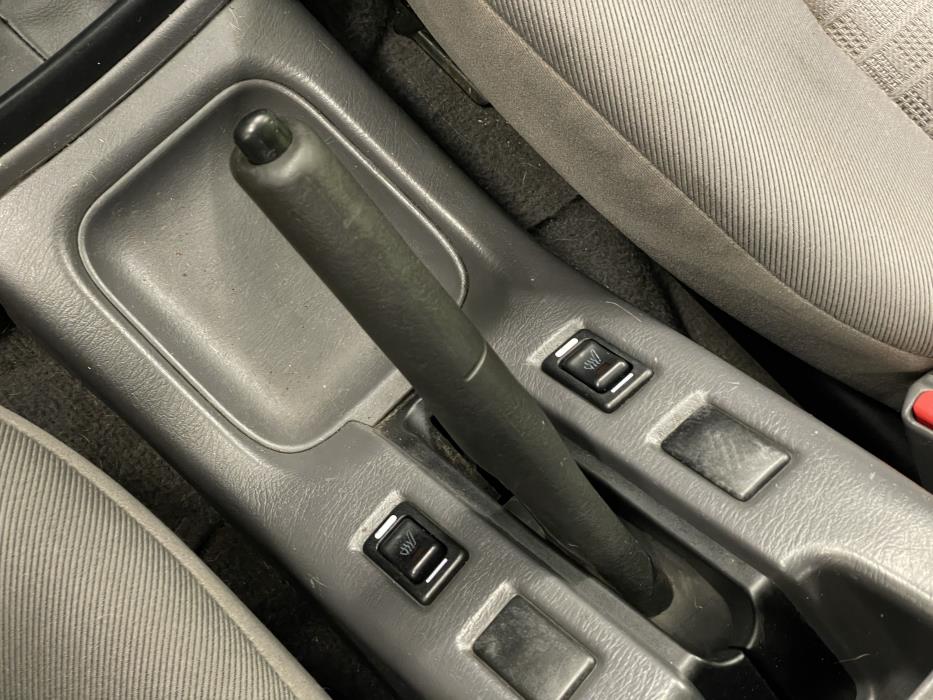 Nissan King Cab 2003