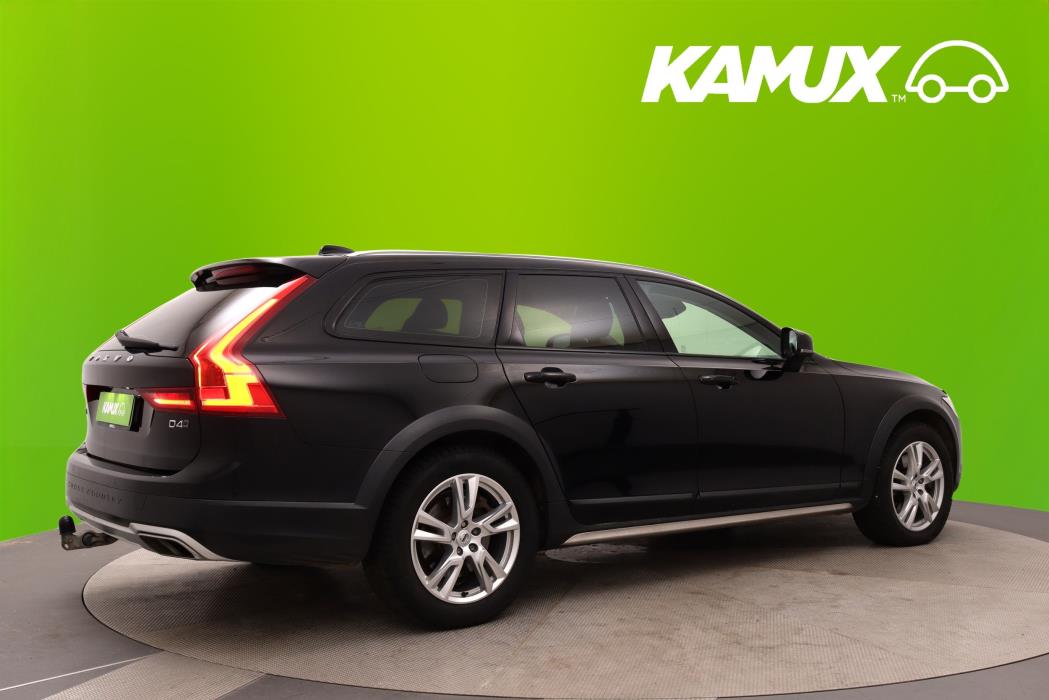 Volvo V90 Cross Country 2018