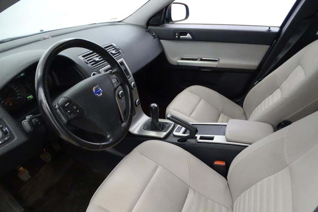 Volvo V50 2009
