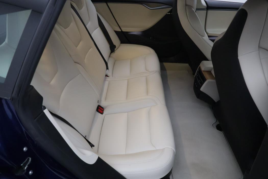 Tesla Model S 2018
