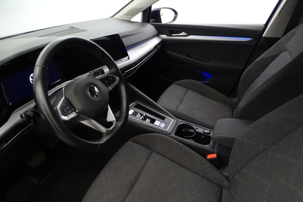 Volkswagen Golf 2021