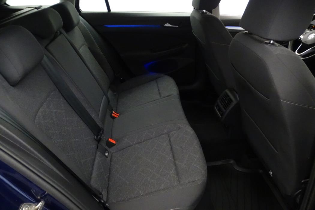 Volkswagen Golf 2021