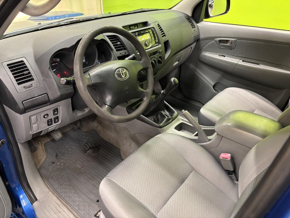 Toyota Hilux 2011