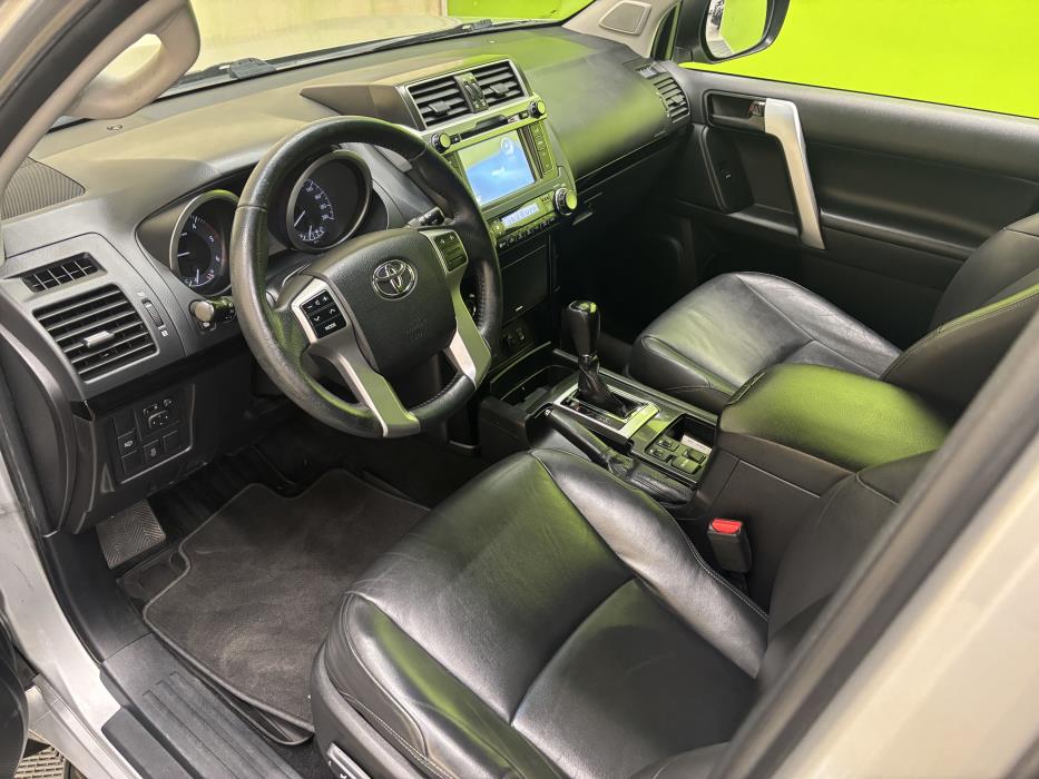 Toyota Land Cruiser 2017