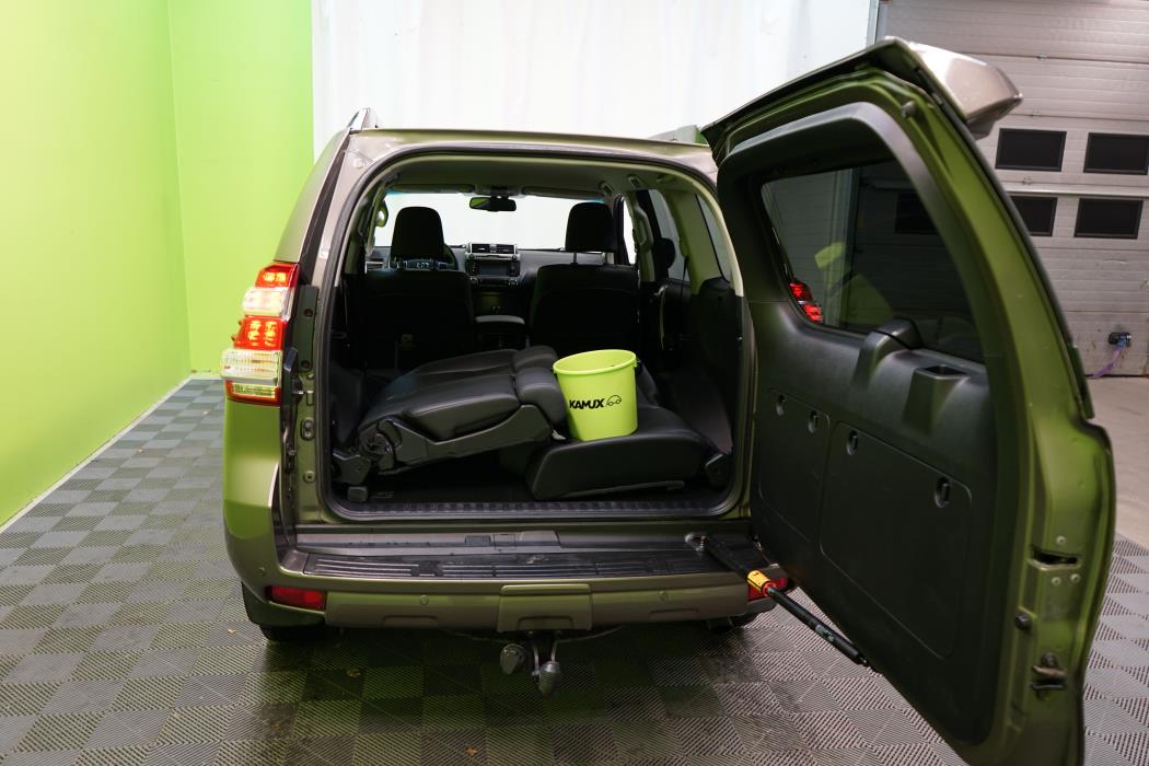 Toyota Land Cruiser 2014