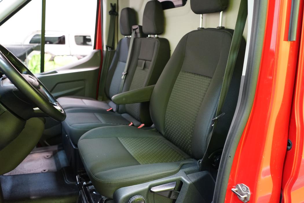 Ford Transit 2021
