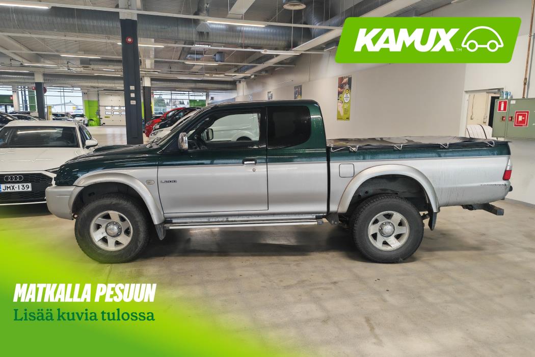 Mitsubishi L200 2002