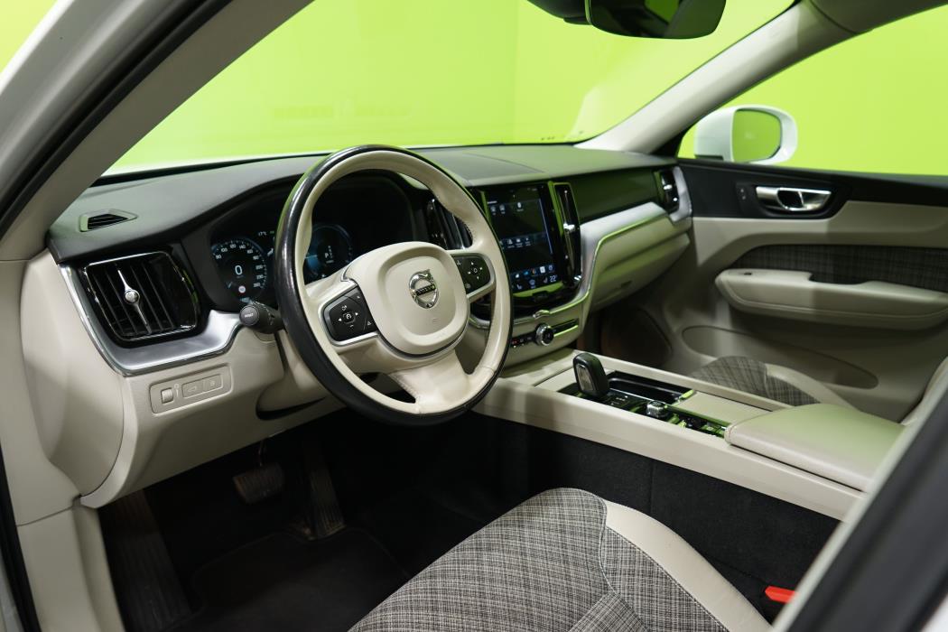 Volvo XC60 2021