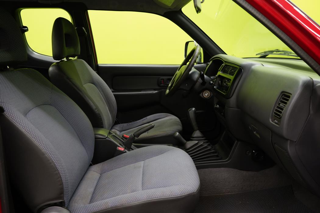 Mitsubishi L200 2003