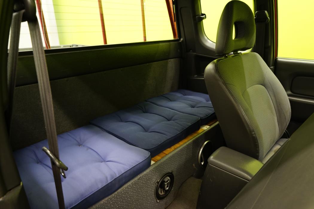 Mitsubishi L200 2003