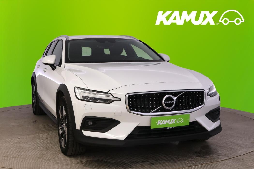 Volvo V60 Cross Country 2021