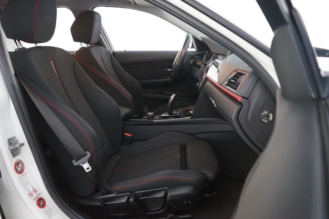 BMW 320 2014