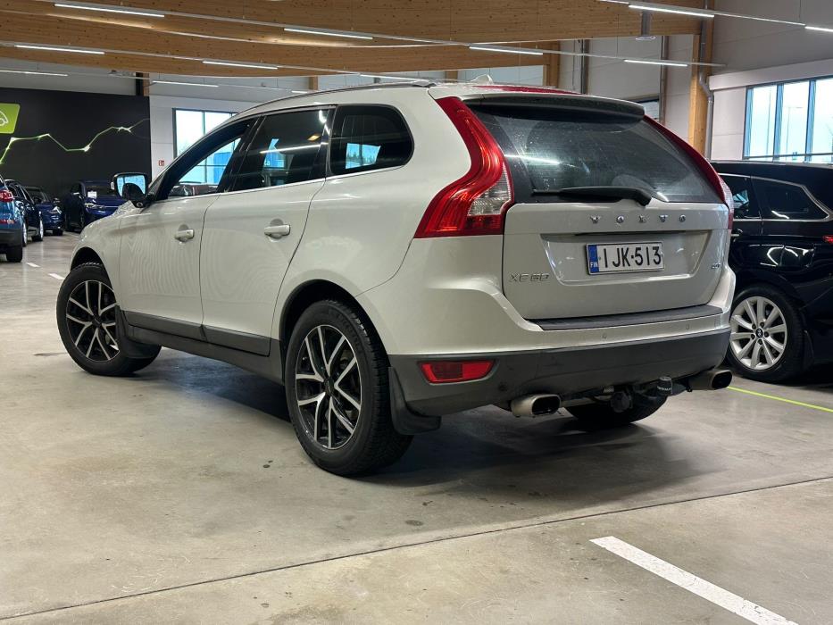 Volvo XC60 2011
