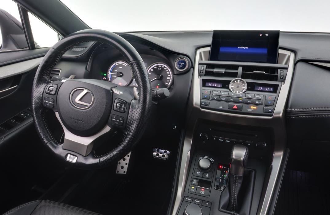 Lexus NX 2016