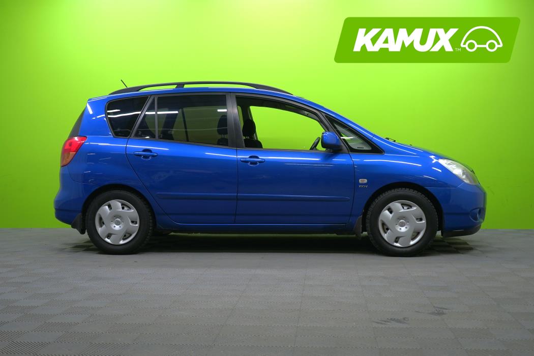 Toyota Corolla Verso 2003