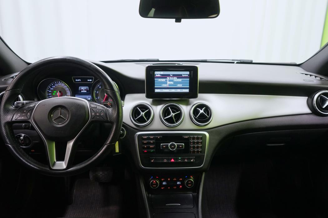 Mercedes-Benz CLA 2013