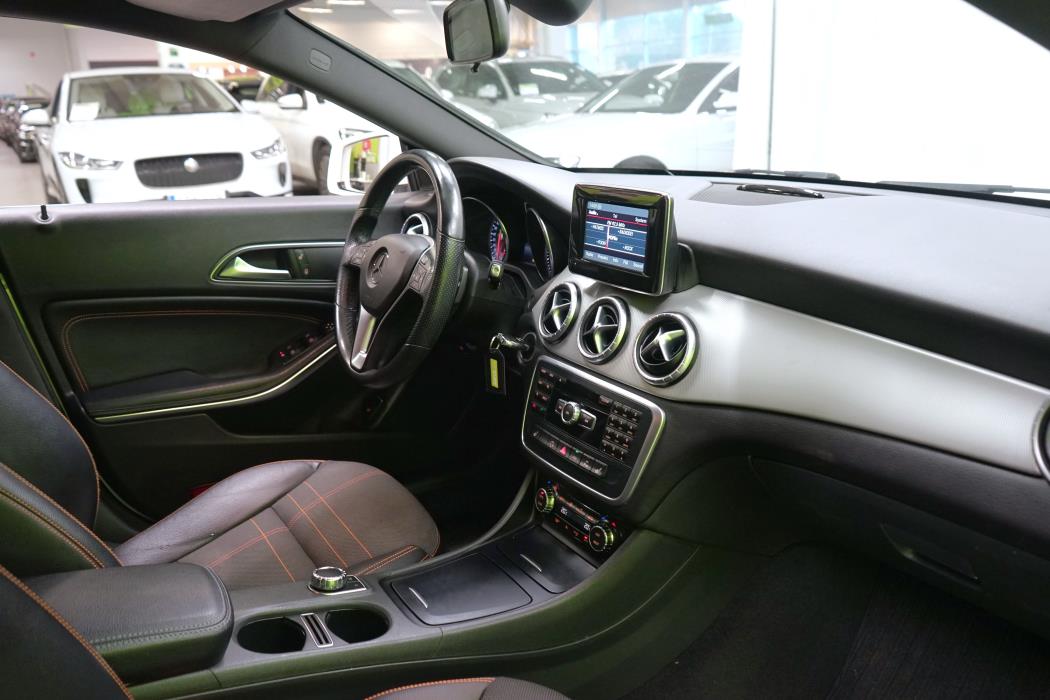 Mercedes-Benz CLA 2013