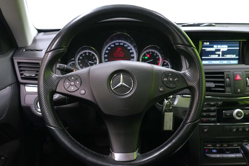 Mercedes-Benz E 2010