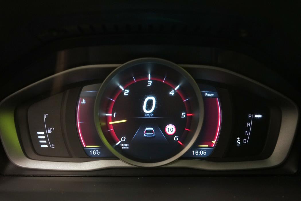 Volvo XC70 2016