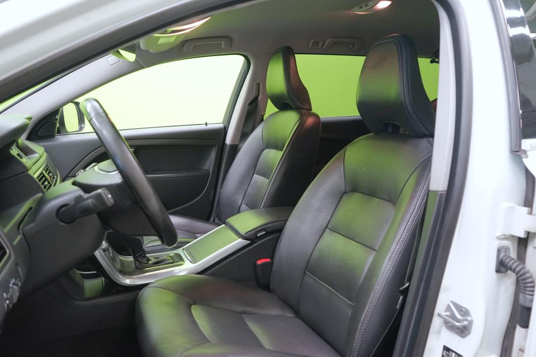 Volvo XC70 2016