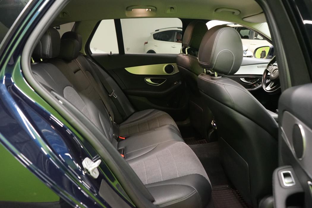Mercedes-Benz C 2015