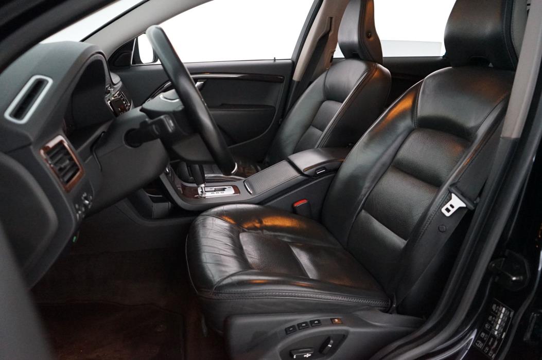 Volvo XC70 2010