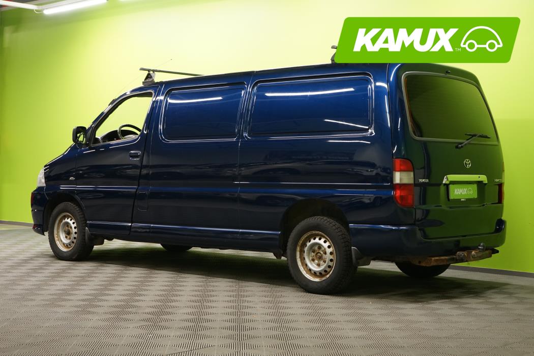 Toyota Hiace 2011
