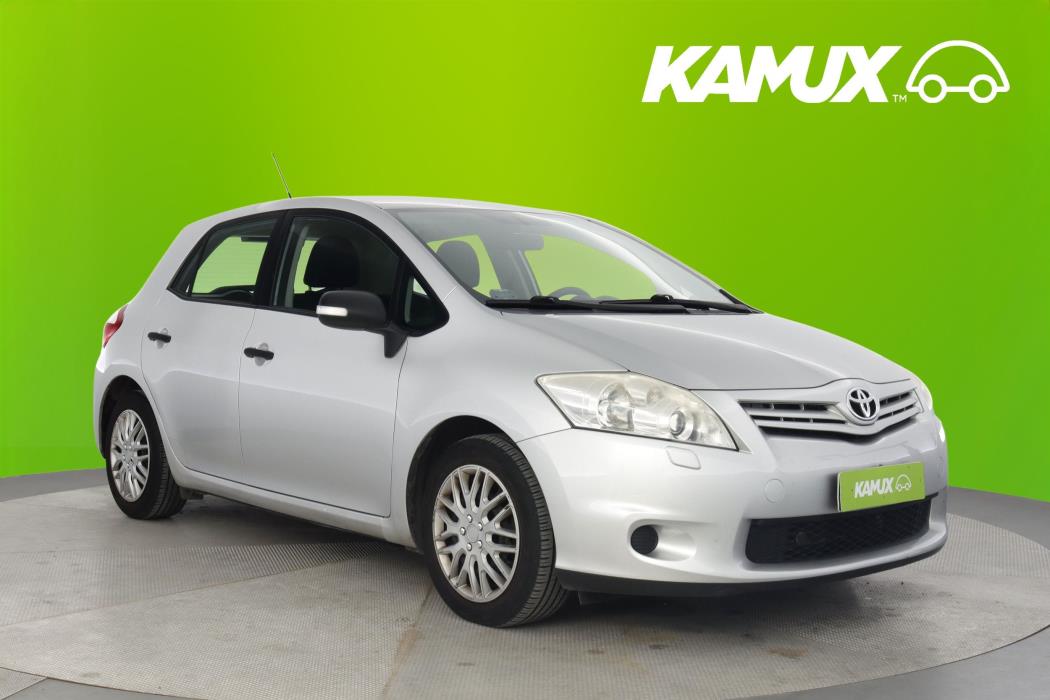 Toyota Auris 2010
