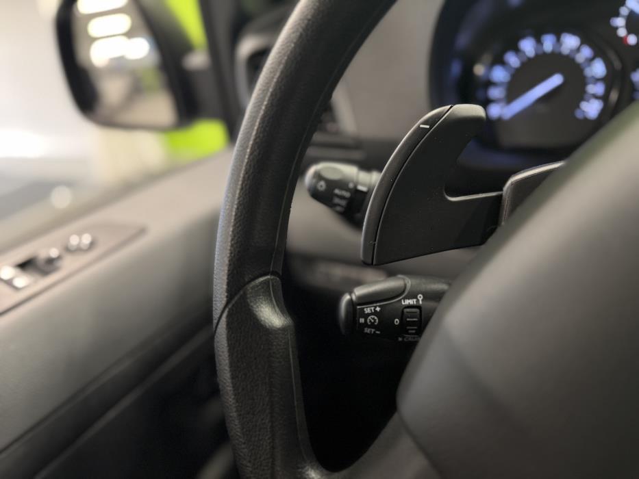 Peugeot Expert 2021