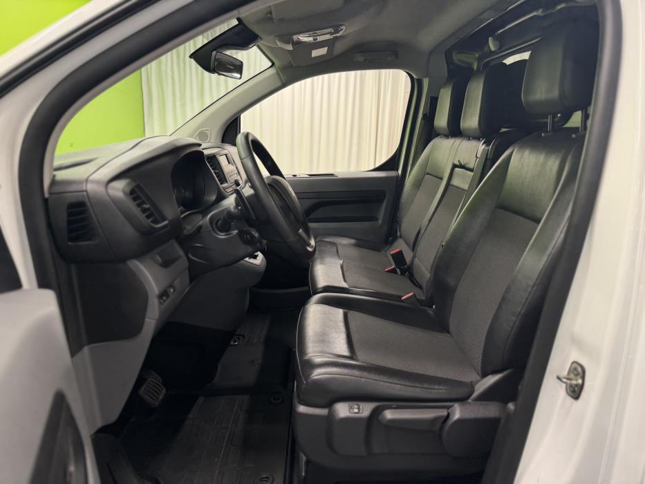 Peugeot Expert 2021