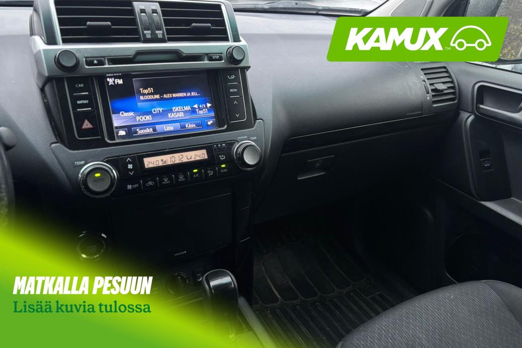 Toyota Land Cruiser 2013