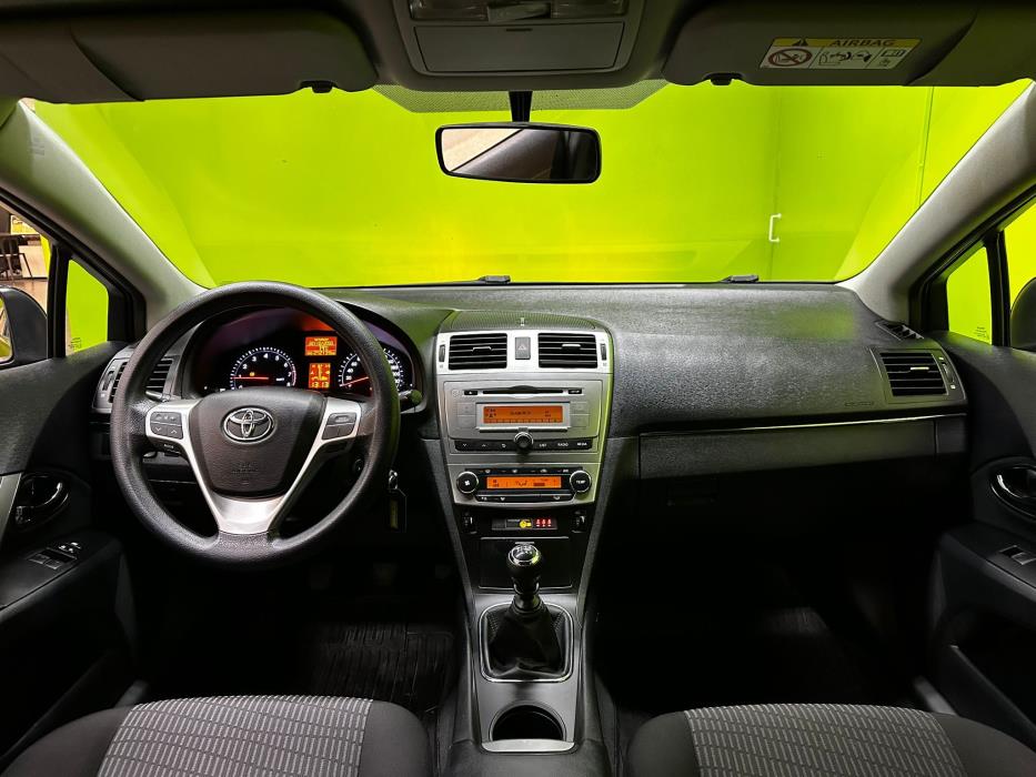 Toyota Avensis 2014