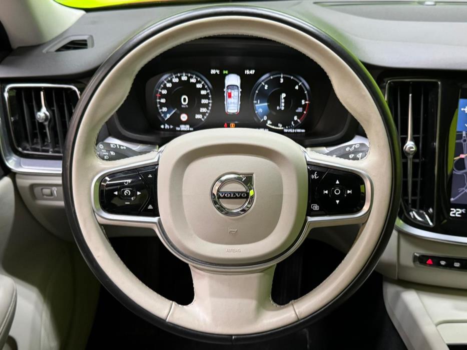 Volvo V60 2020