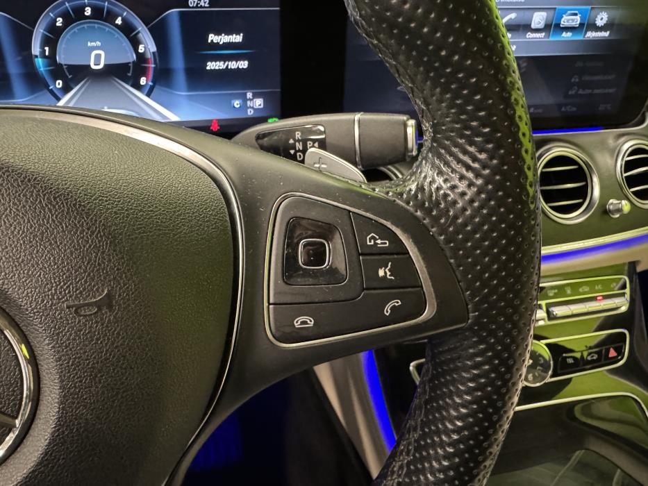 Mercedes-Benz E 2017