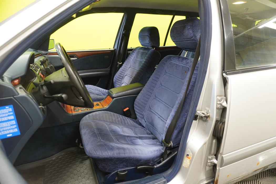 Mercedes-Benz E 1998