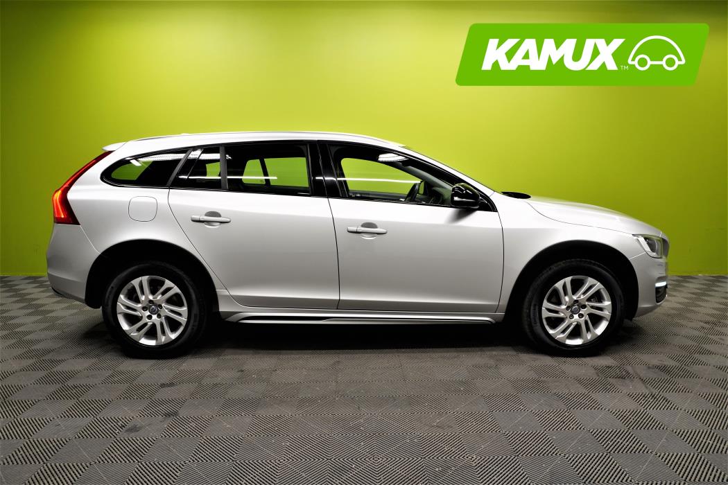 Volvo V60 Cross Country 2017