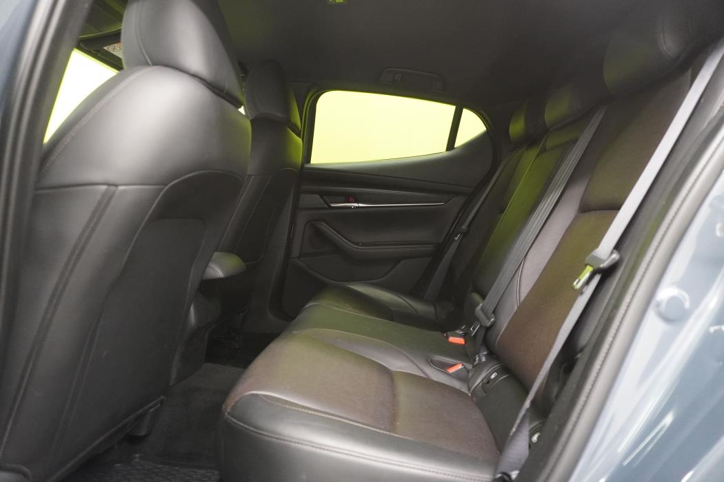 Mazda 3 2019