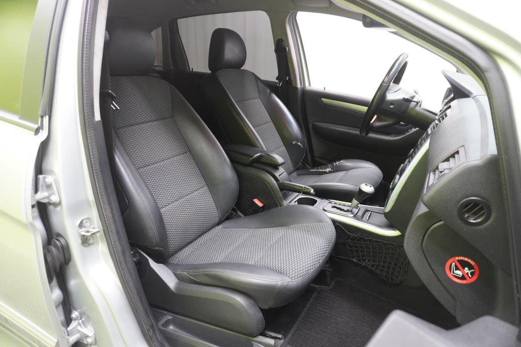 Mercedes-Benz B 2010